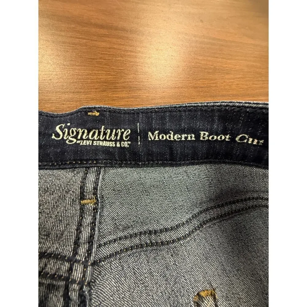 Levi Strauss Signature Modern Bootcut Stretch Dark Wash Jeans Womens 38x31